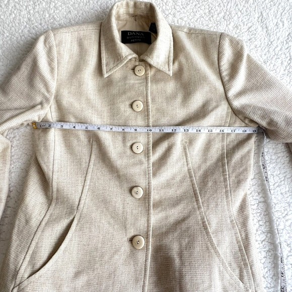 Dana Buchman Vintage Women's Blazer Size 12P Beige/Tan Lined Wool Blend - Picture 3 of 8